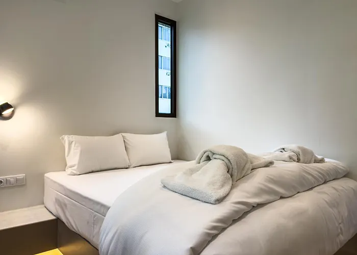 Brantouna Urban Vibes By Proliving Hospitality