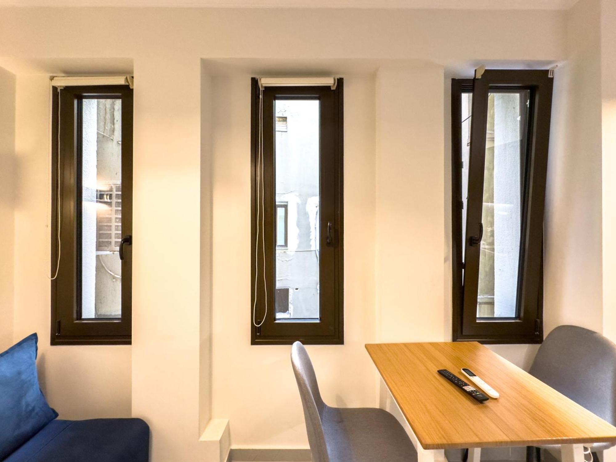 Apartment Brantouna Urban Vibes By Proliving Hospitality